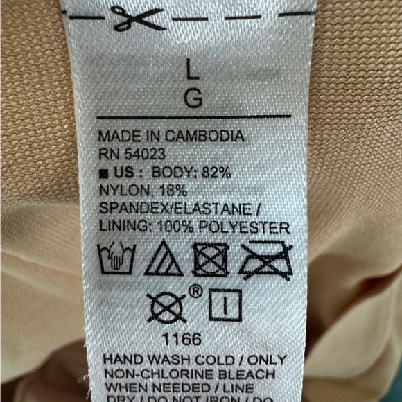 Old Navy Cream Polka Dot Wrap-Front Swimsuit Size Large - Picture 10 of 12